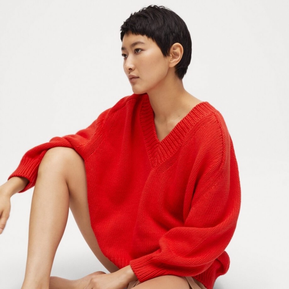 Babaa No.22 - Summer Flame - Summer V-neck Sweater